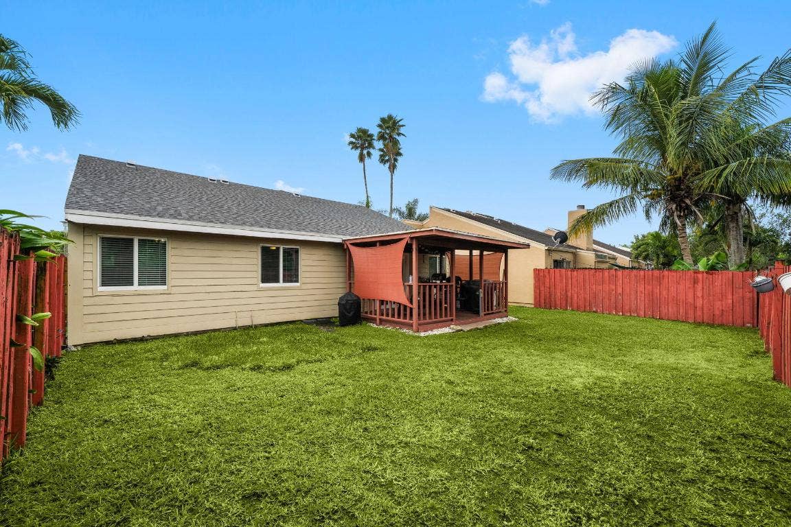 8374 Dynasty Drive, Boca Raton, FL 33433 8374 Dynasty Drive, Boca Raton, FL 33433