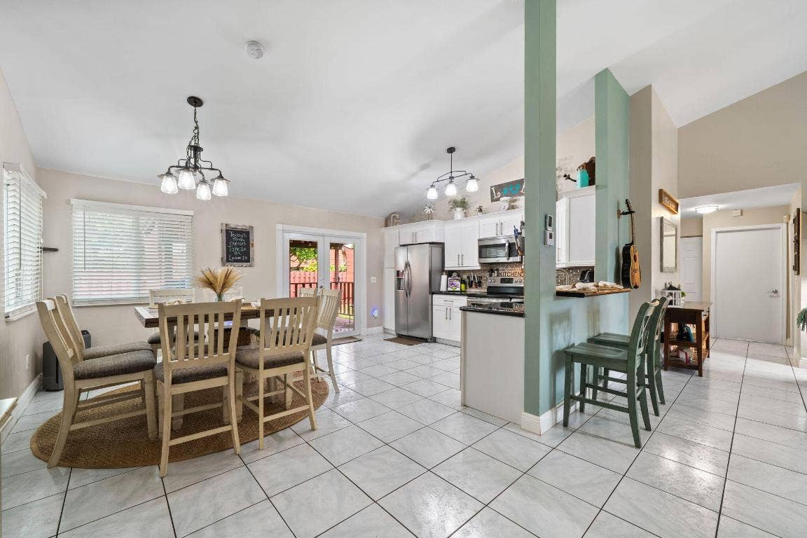 8374 Dynasty Drive, Boca Raton, FL 33433 8374 Dynasty Drive, Boca Raton, FL 33433