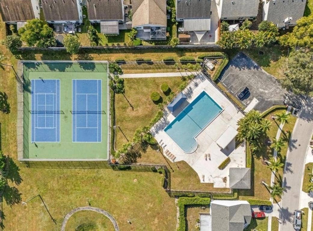 8374 Dynasty Drive, Boca Raton, FL 33433 8374 Dynasty Drive, Boca Raton, FL 33433