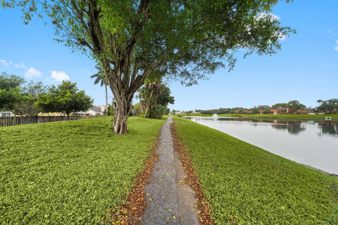 8374 Dynasty Drive, Boca Raton, FL 33433 8374 Dynasty Drive, Boca Raton, FL 33433