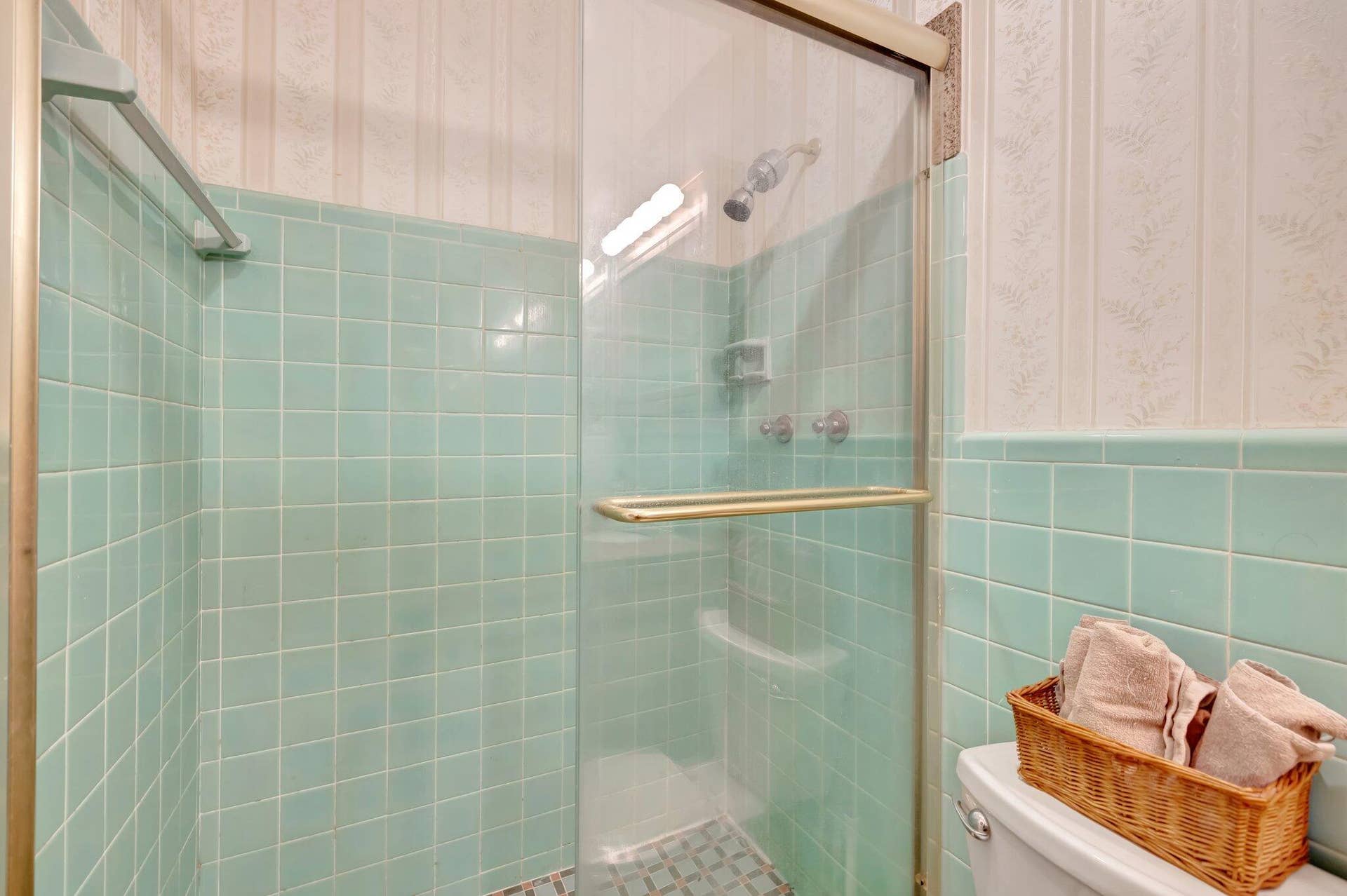 2112 NE 20th Avenue, Wilton Manors, FL 33305 51-web-or-mls-699A1956