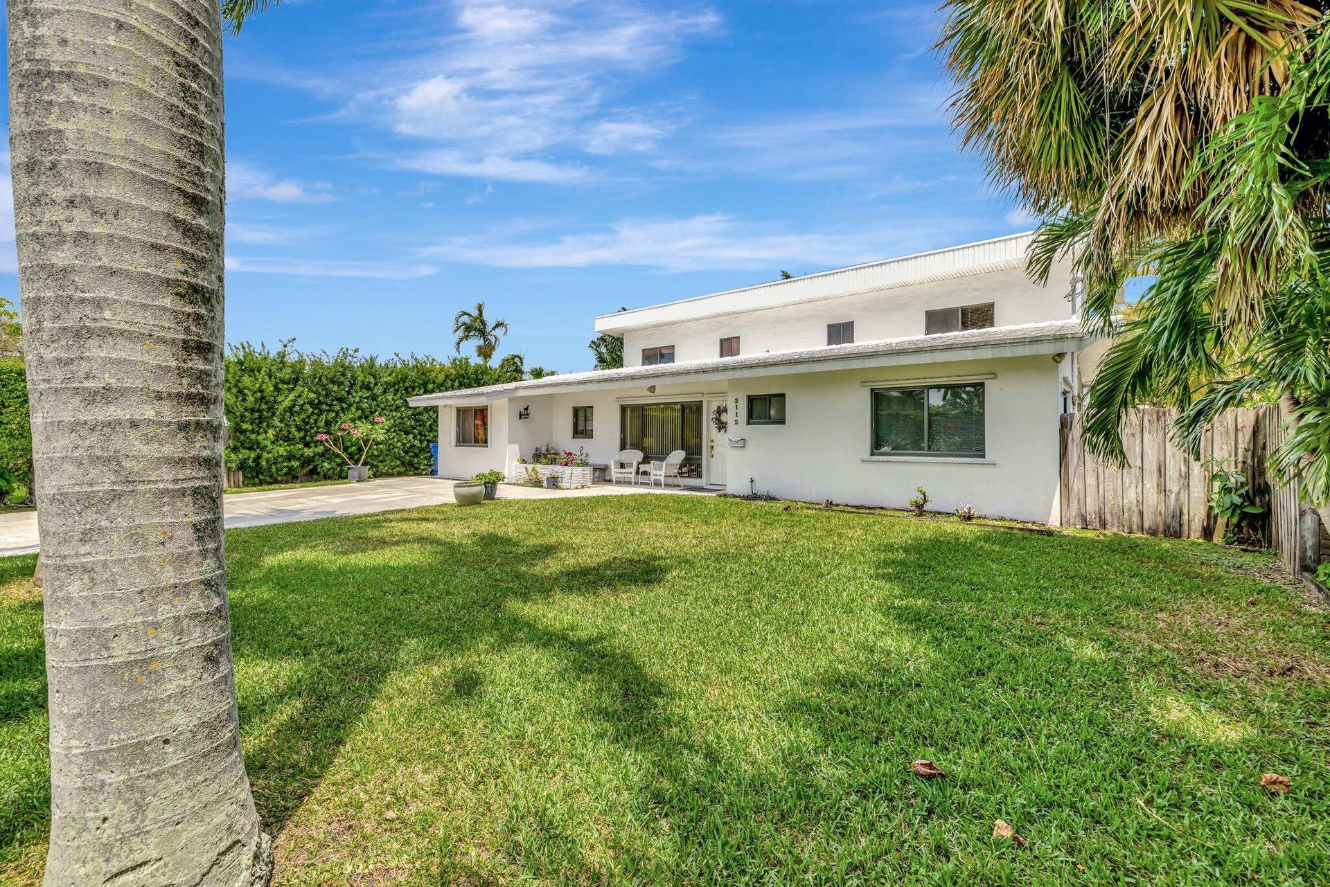 2112 NE 20th Avenue, Wilton Manors, FL 33305 21-web-or-mls-699A1706