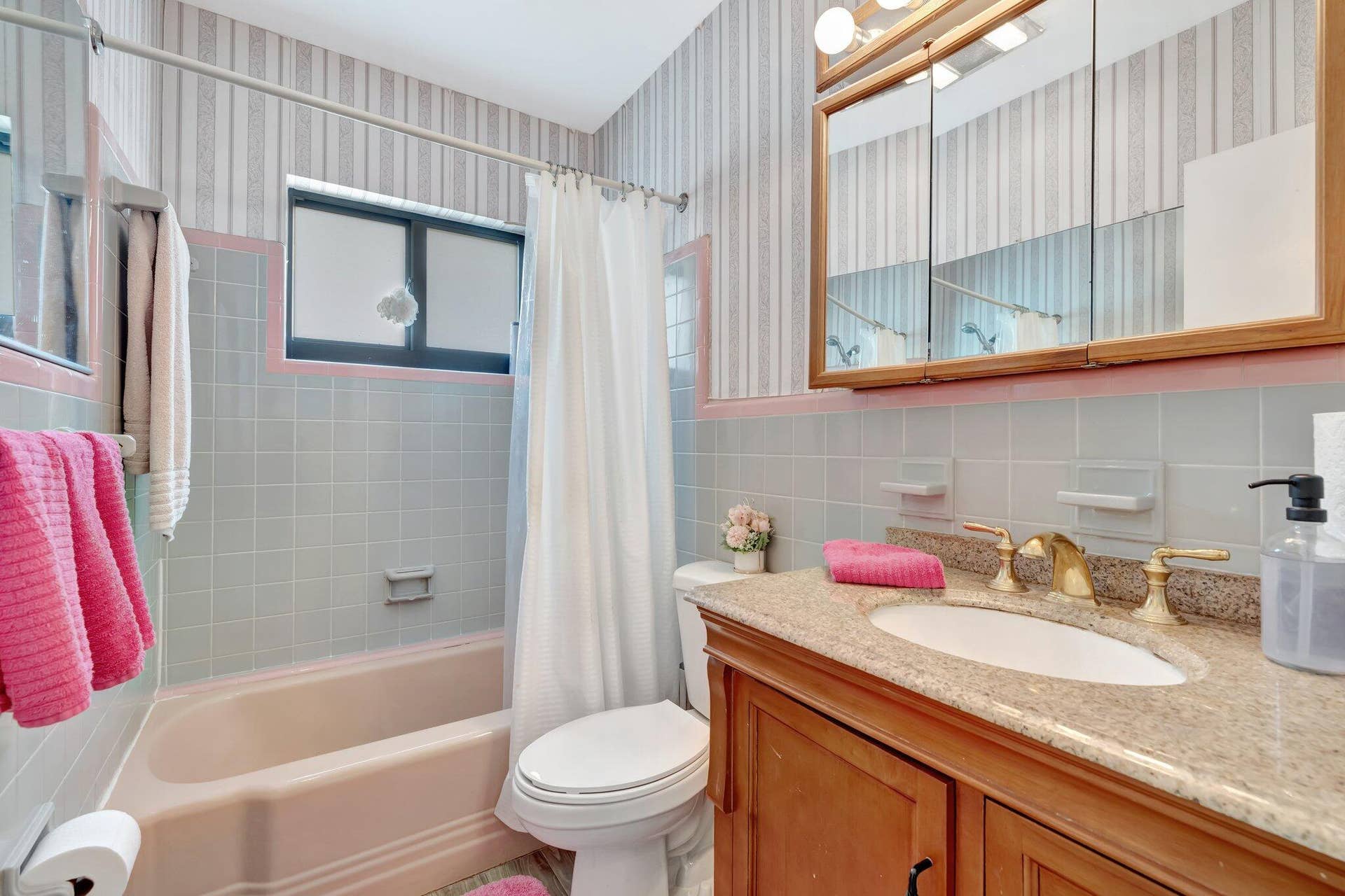 2112 NE 20th Avenue, Wilton Manors, FL 33305 47-web-or-mls-699A1906