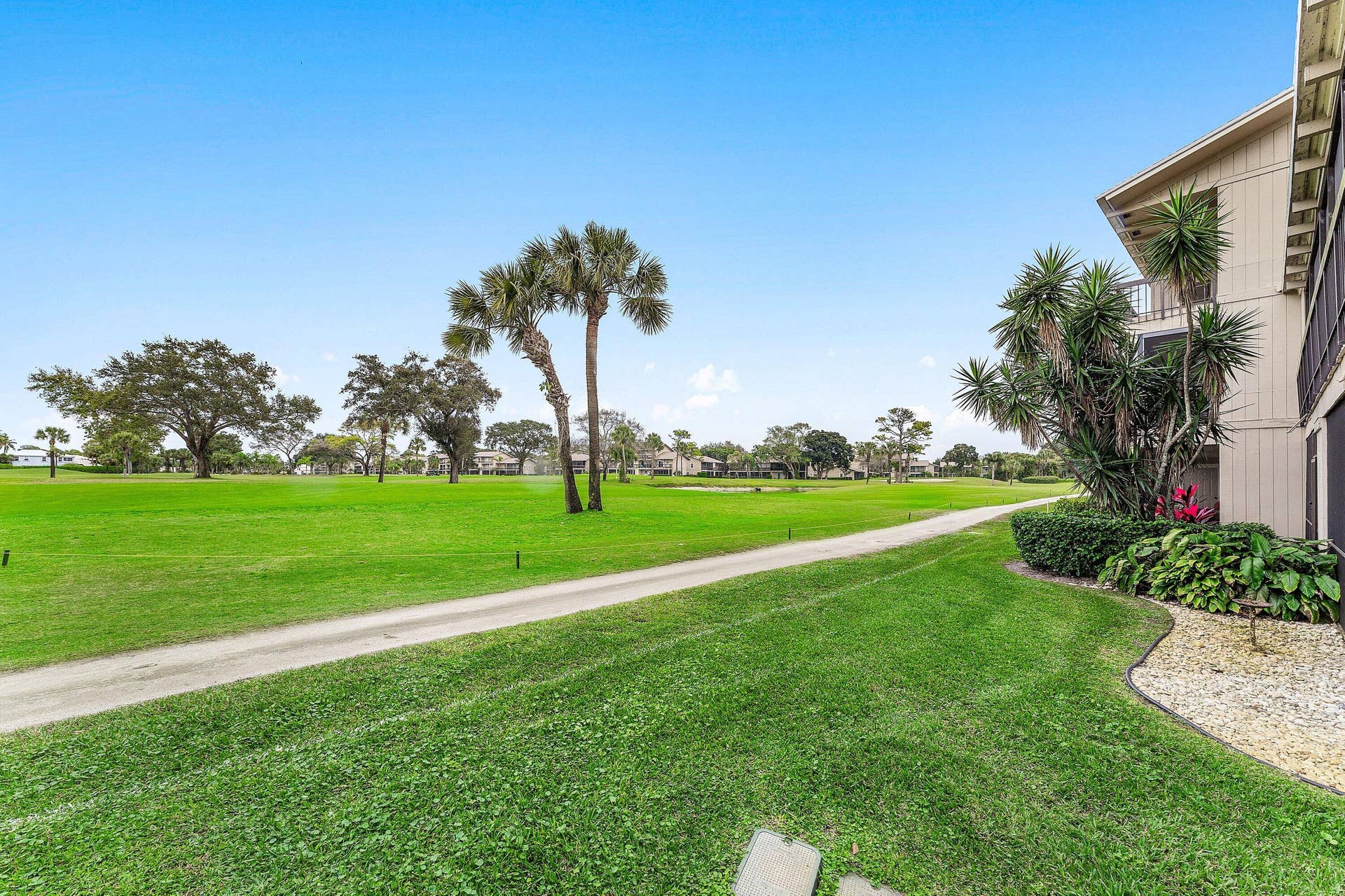 9179 SE Riverfront Terrace, #F, Jupiter, FL 33469 028-9179SoutheastRiverfrontTerrace-F-Teq