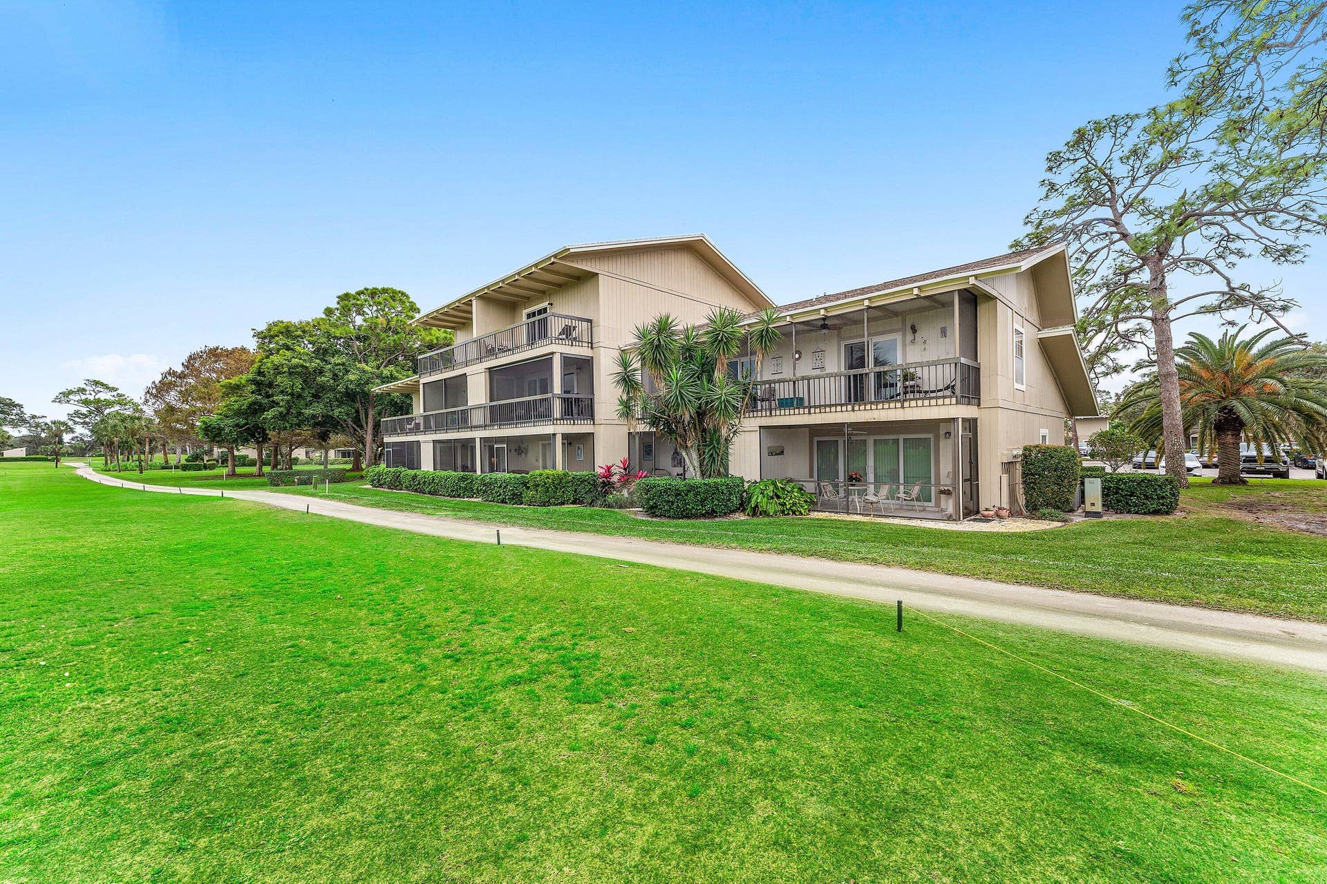 9179 SE Riverfront Terrace, #F, Jupiter, FL 33469 029-9179SoutheastRiverfrontTerrace-F-Teq