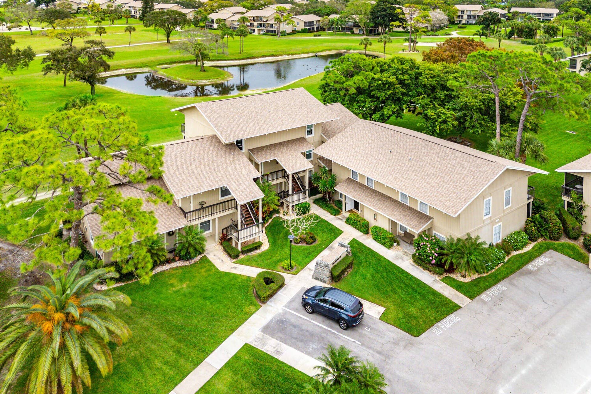 9179 SE Riverfront Terrace, #F, Jupiter, FL 33469 033-9179SoutheastRiverfrontTerrace-F-Teq