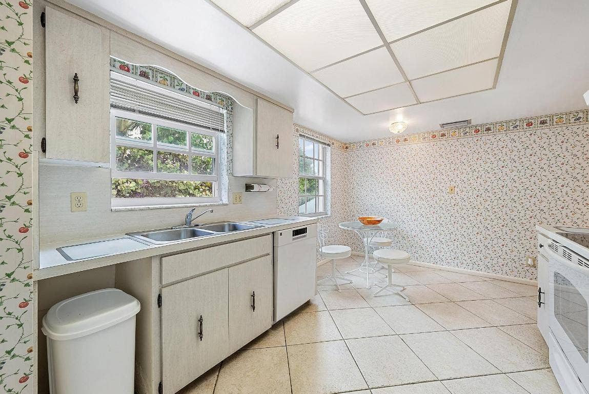 400 S Ocean Boulevard, #103a, Manalapan, Manalapan, FL 33462