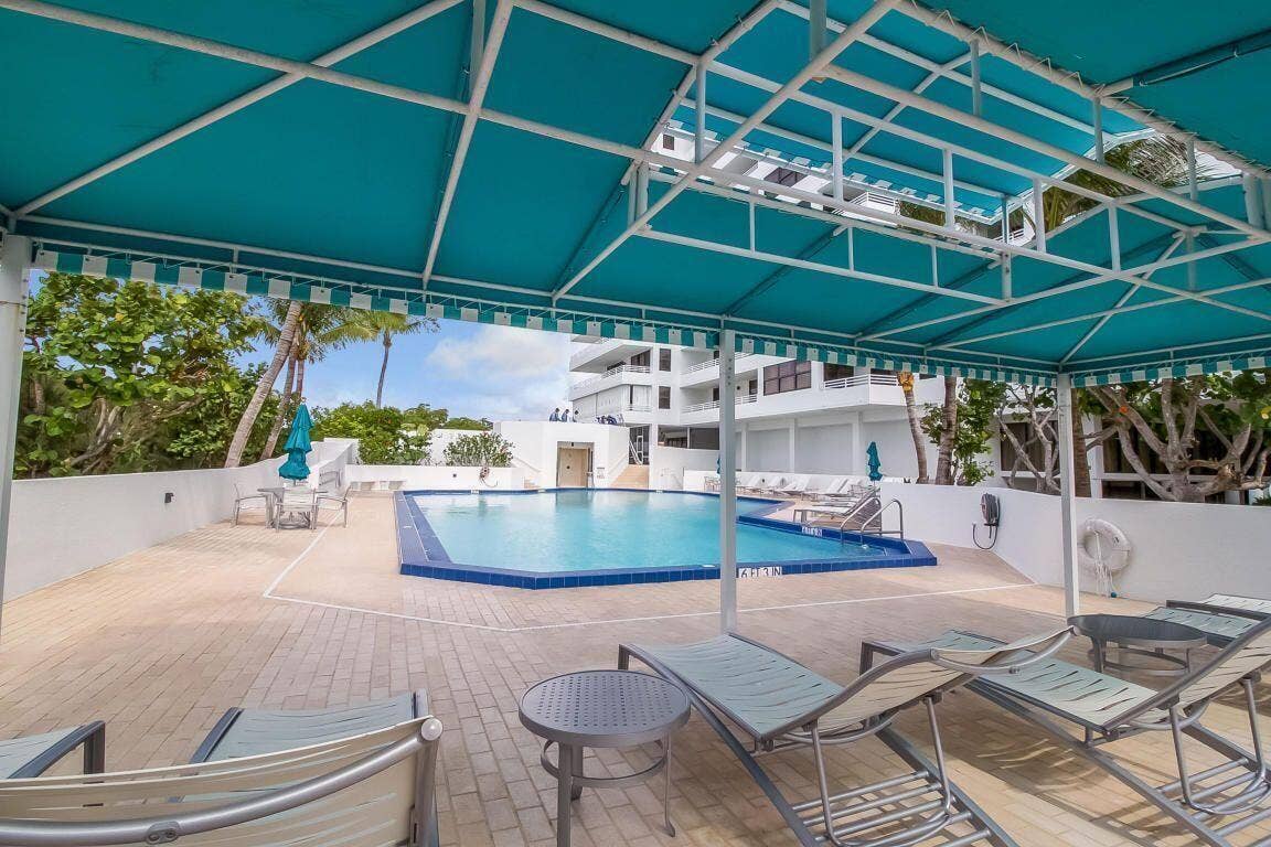 Casuarina pool 2