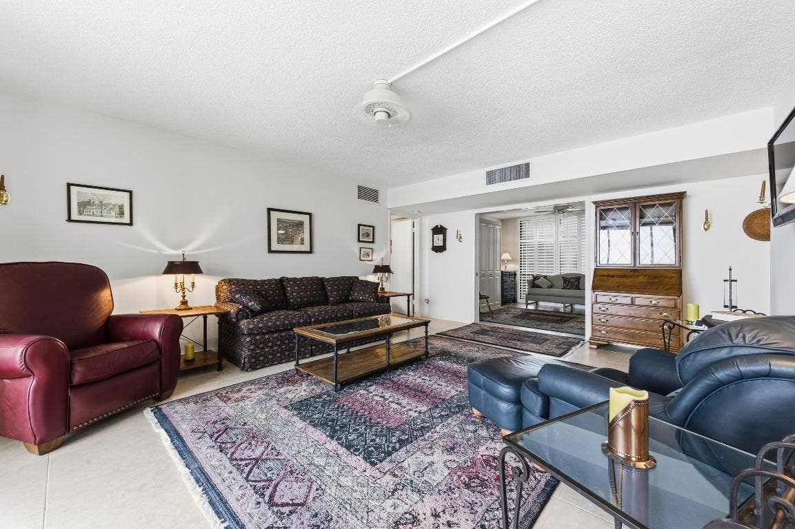126 Lakeshore Drive, #526, North Palm Beach, FL 33408 126 Lakeshore Drive, #526, North Palm Beach, FL 33408