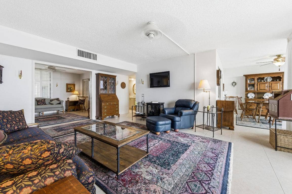 126 Lakeshore Drive, #526, North Palm Beach, FL 33408 126 Lakeshore Drive, #526, North Palm Beach, FL 33408
