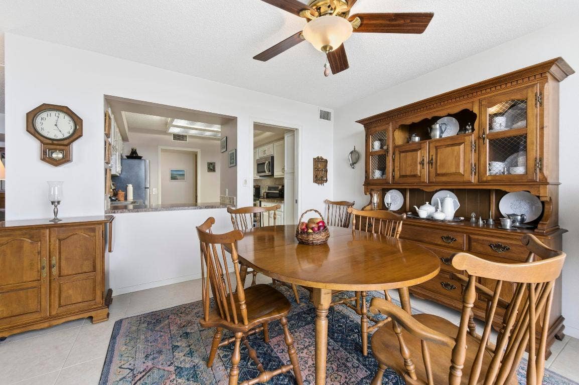 126 Lakeshore Drive, #526, North Palm Beach, FL 33408 126 Lakeshore Drive, #526, North Palm Beach, FL 33408