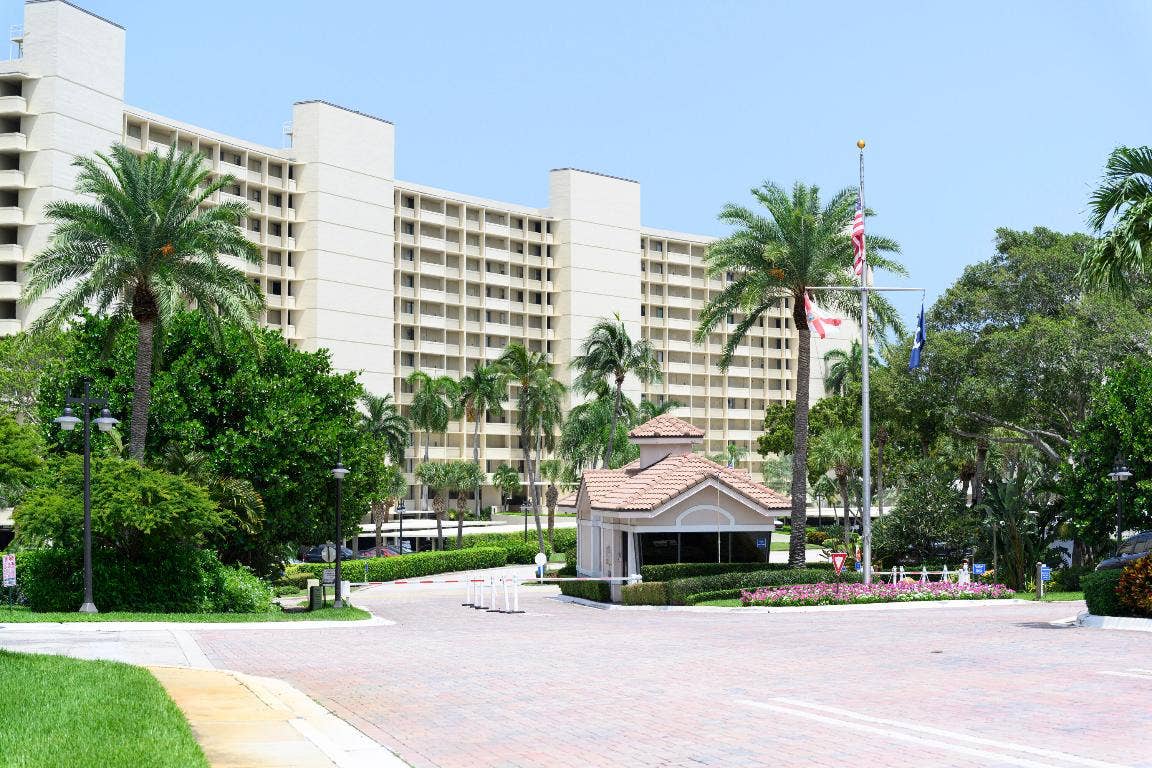 126 Lakeshore Drive, #526, North Palm Beach, FL 33408 126 Lakeshore Drive, #526, North Palm Beach, FL 33408