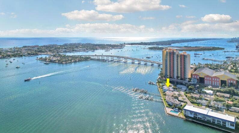 Property photo for 360 Wilma Circle, #7, Riviera Beach, FL