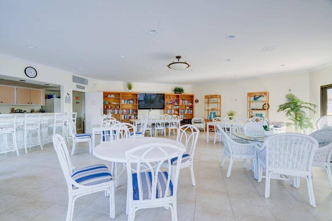 5480 N Ocean Drive, #B2a, Singer Island, Singer Island, FL 33404 5480 N Ocean Drive, #B2a, Singer Island, Singer Island, FL 33404