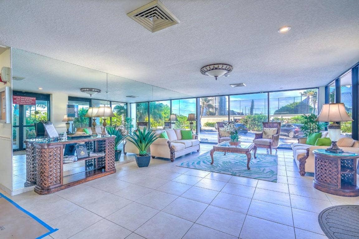 5480 N Ocean Drive, #B2a, Singer Island, Singer Island, FL 33404 5480 N Ocean Drive, #B2a, Singer Island, Singer Island, FL 33404