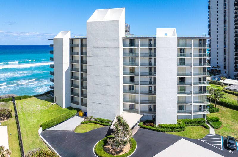 5400 N Ocean Drive, #5c, Singer Island, FL 33404 IMG_3666
