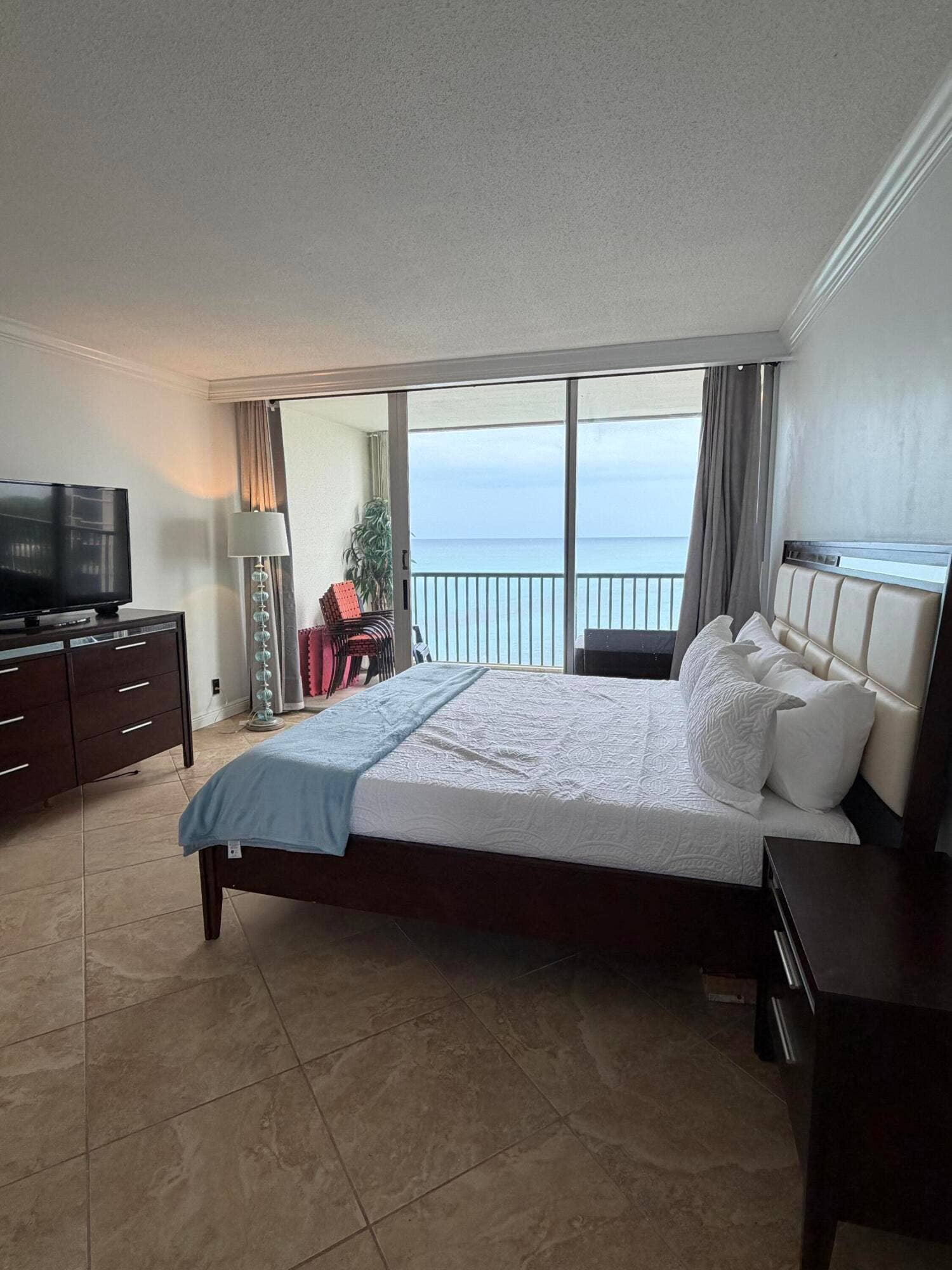 5400 N Ocean Drive, #5c, Singer Island, FL 33404 IMG_9451