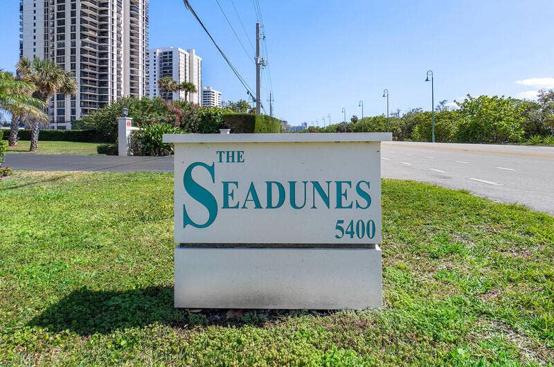 5400 N Ocean Drive, #5c, Singer Island, FL 33404 IMG_3665