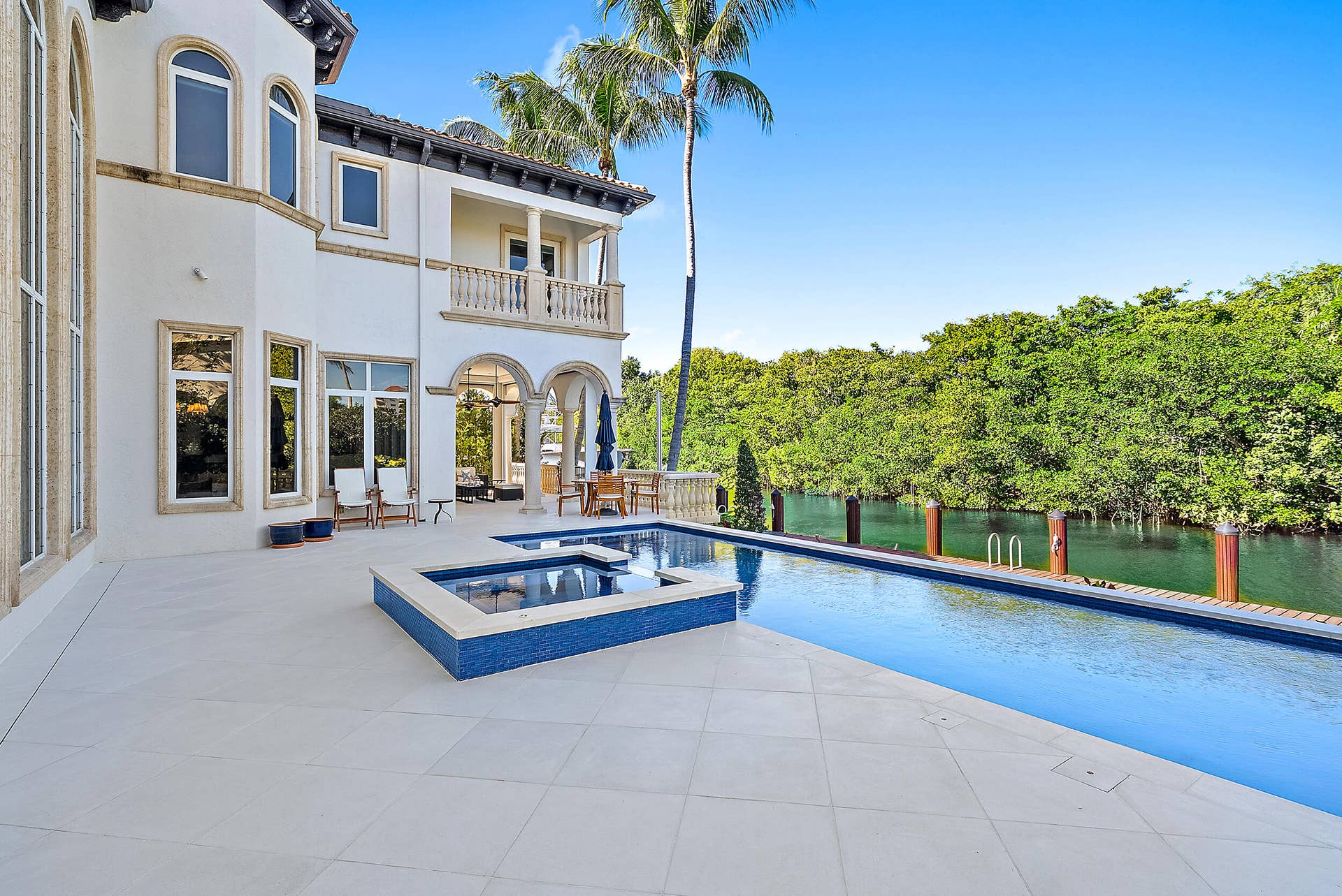 849 Harbour Isle Place, North Palm Beach, FL 33410