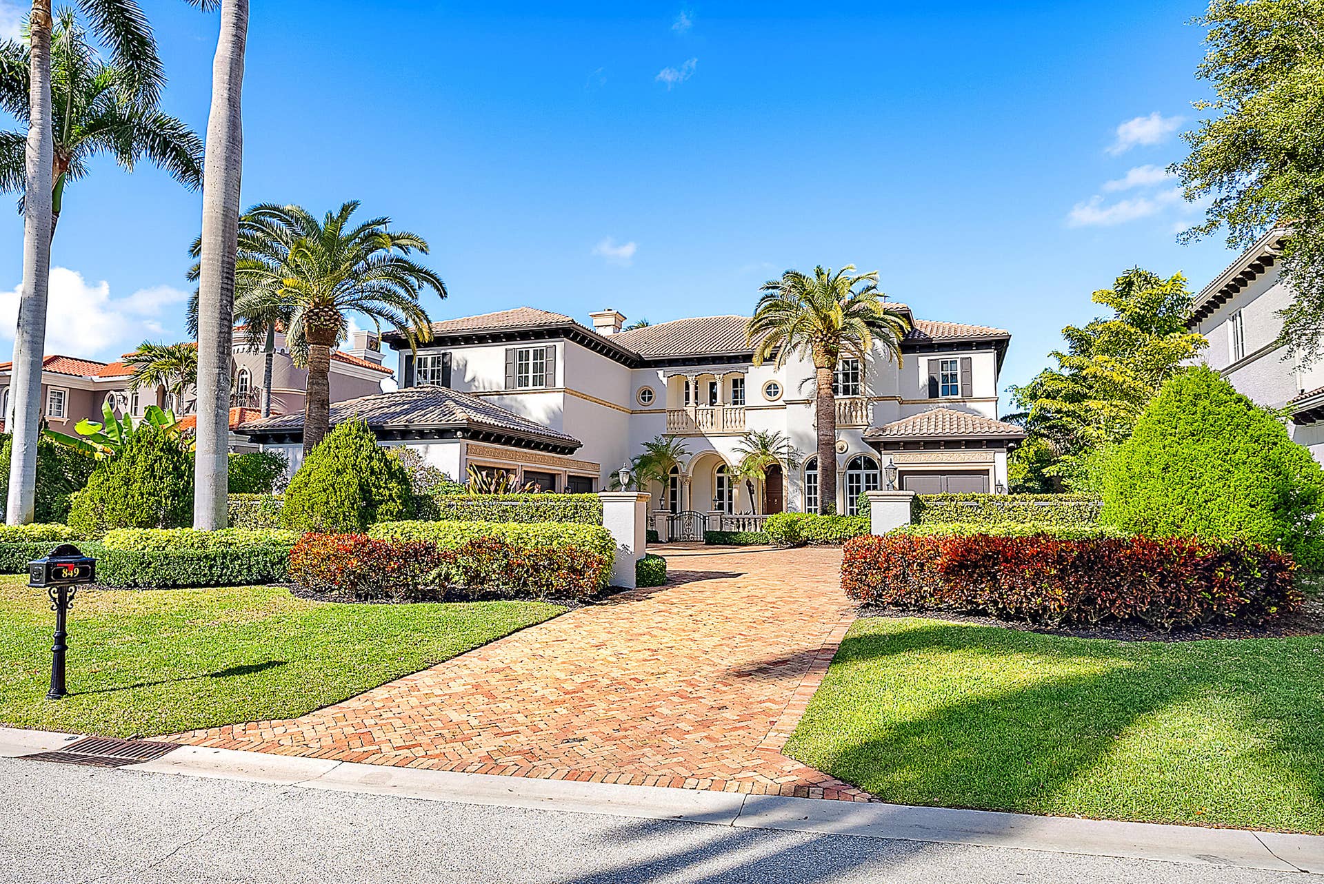 849 Harbour Isle Place, North Palm Beach, FL 33410