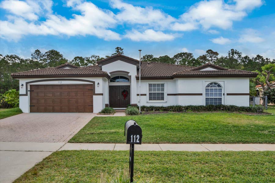 Property photo for 112 Cocoplum Circle, Royal Palm Beach, FL
