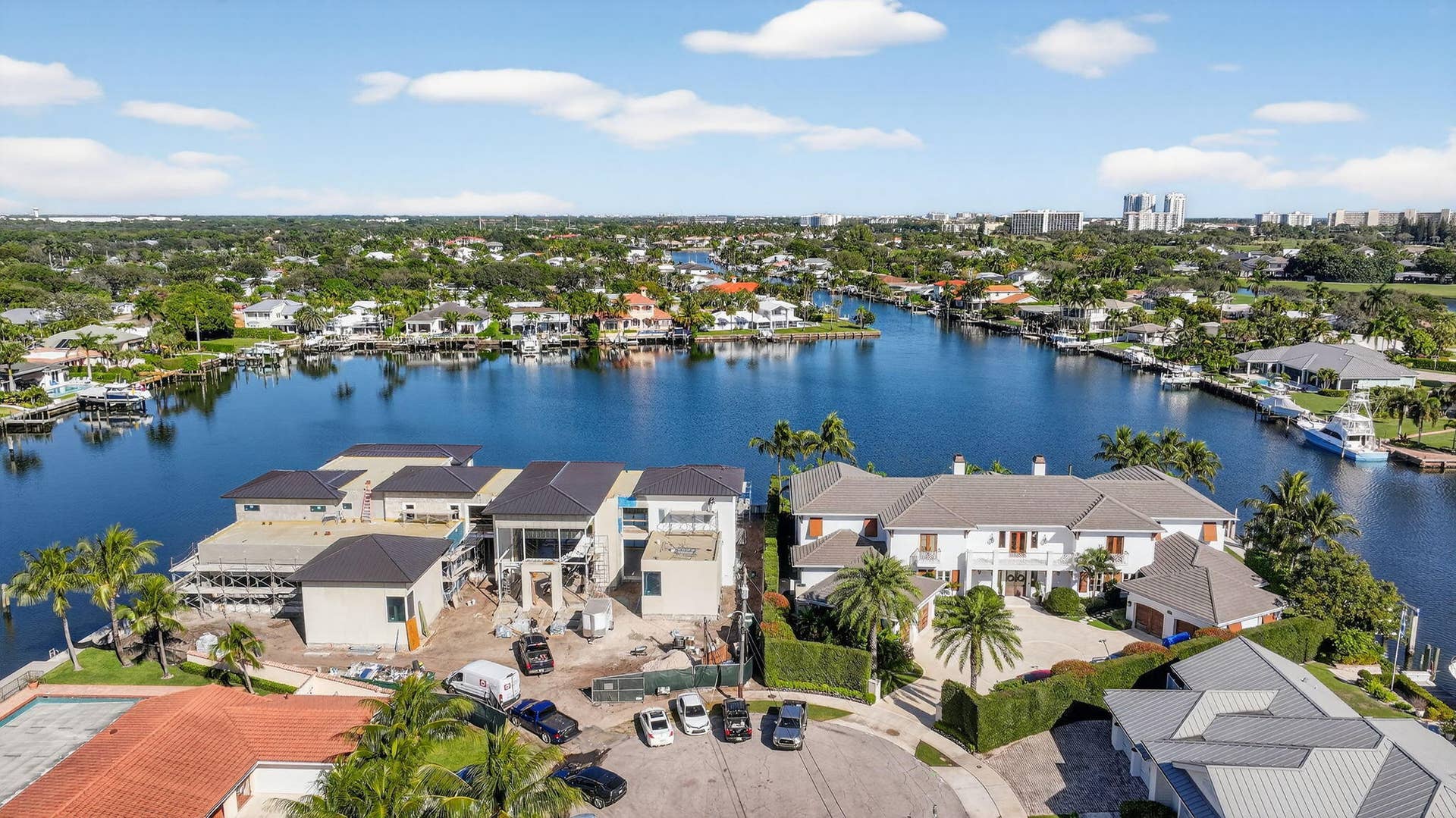 752 Lagoon Drive, North Palm Beach, FL 33408 69-web-or-mls-DJI_20251228021632_0221_D