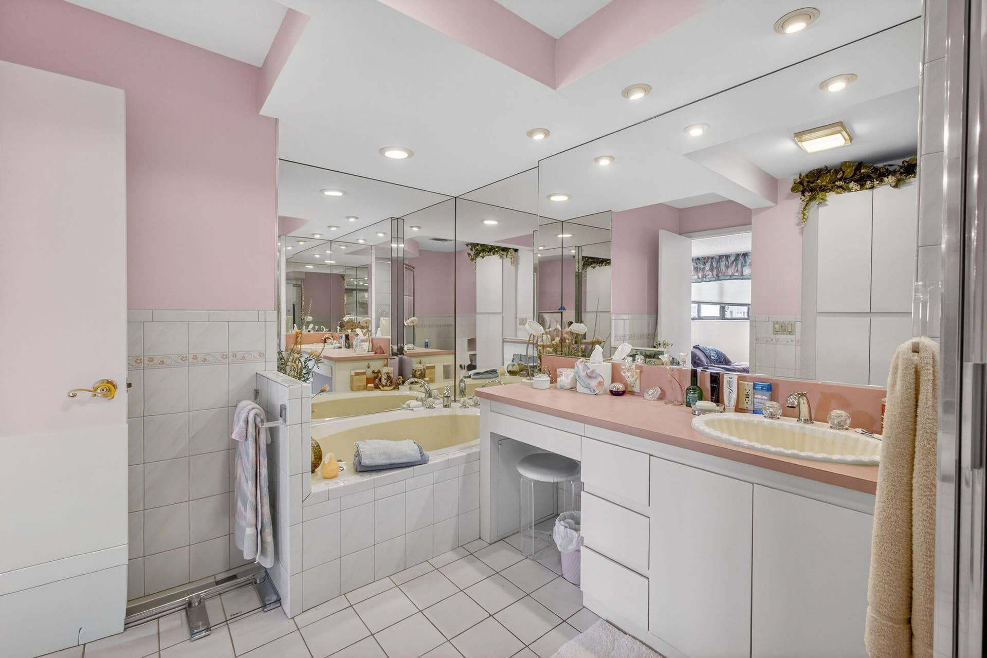 752 Lagoon Drive, North Palm Beach, FL 33408 14-web-or-mls-5P1A2292