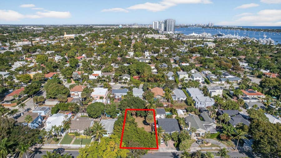 Property photo for 427 32nd Street, West Palm Beach, FL