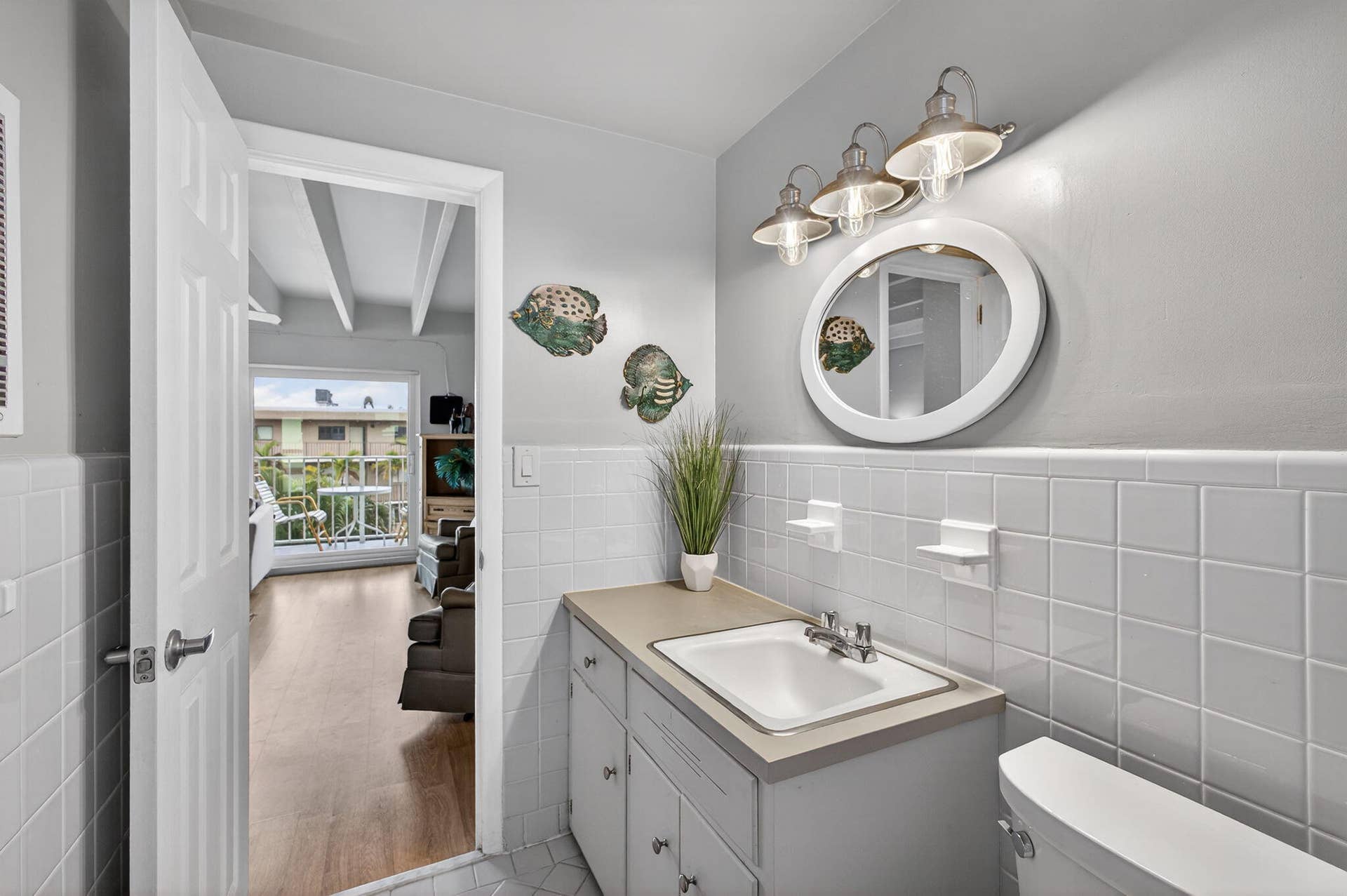 4001 S Ocean Boulevard, #315, South Palm Beach, FL 33480 Bathroom Photo #2
