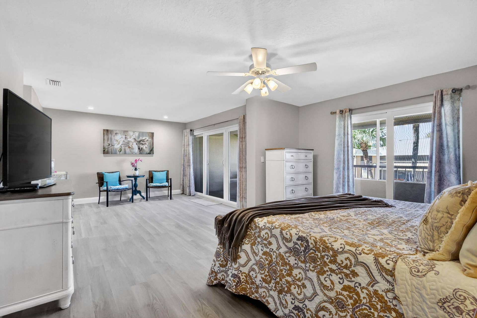 1100 Surf Road, #201, Singer Island, FL 33404 Master Bedroom