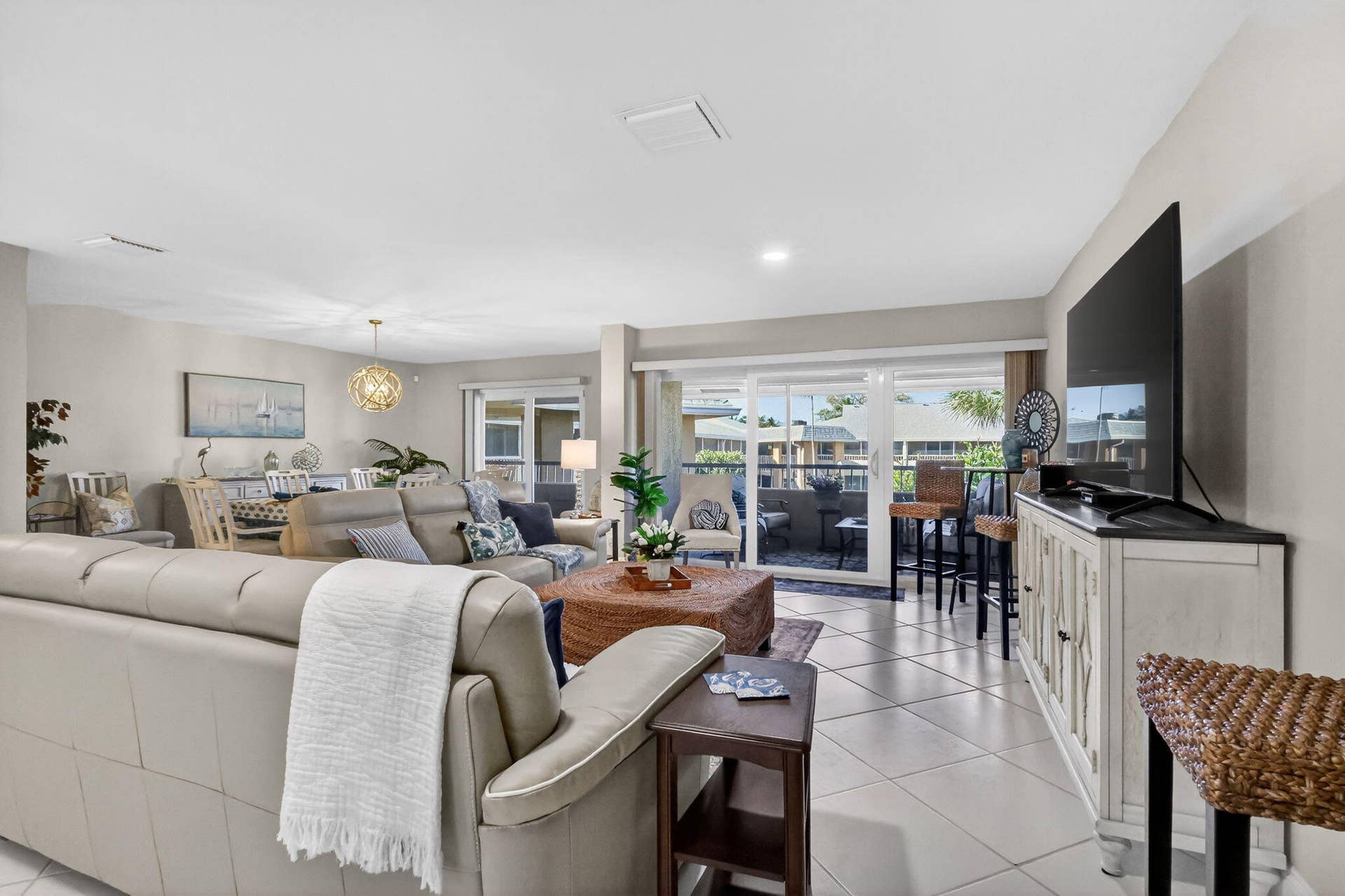 1100 Surf Road, #201, Singer Island, FL 33404 Living area