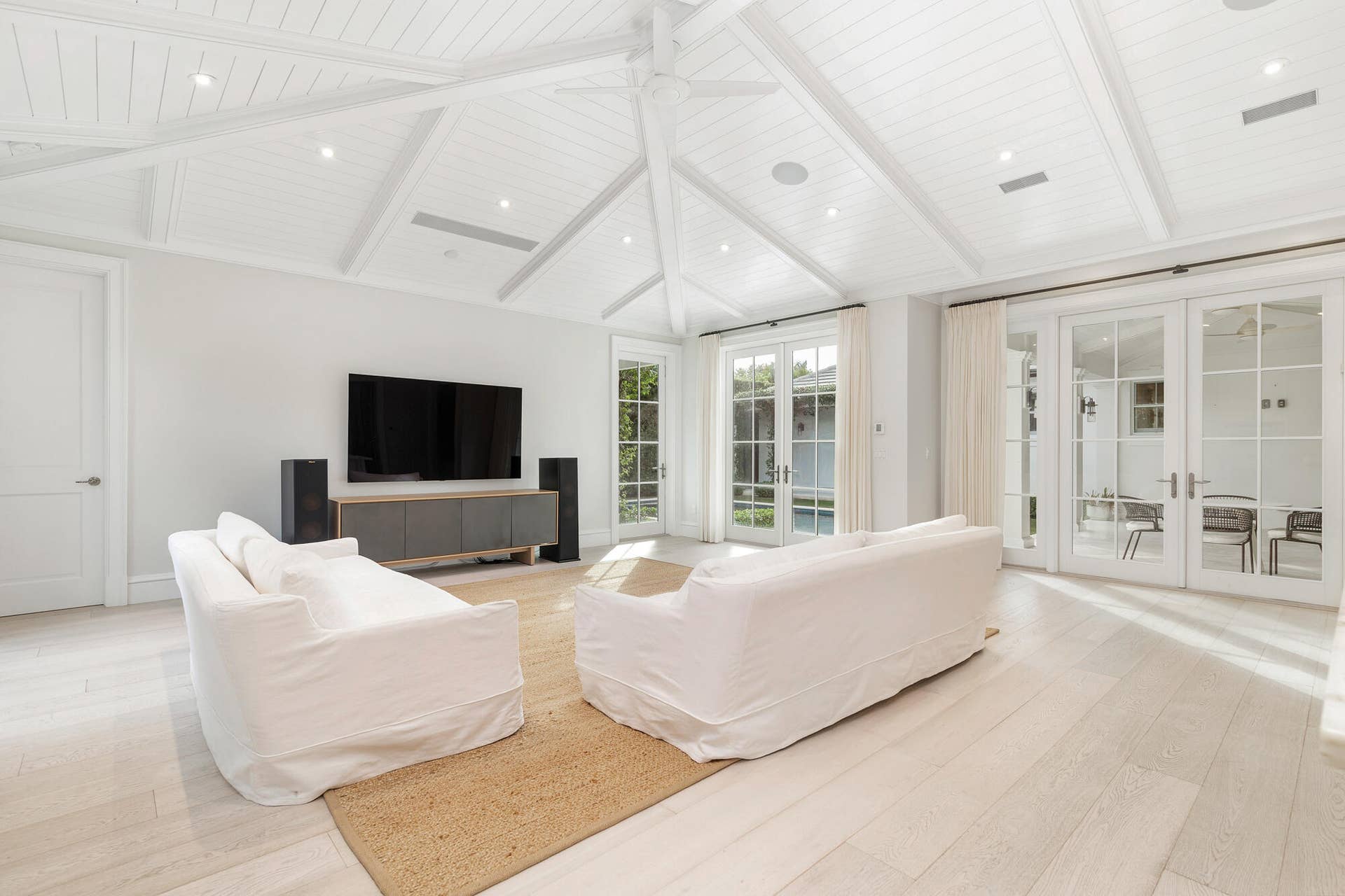 216 Sandpiper Drive, Palm Beach, FL 33480 low-11