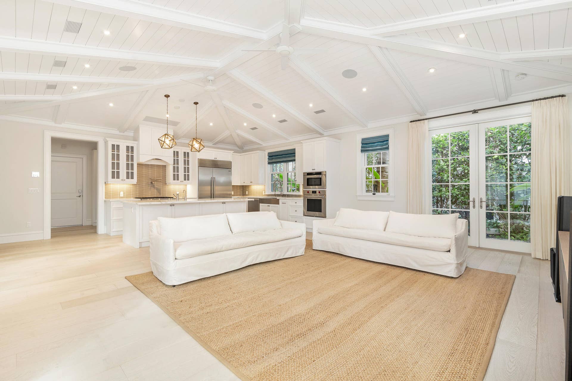 216 Sandpiper Drive, Palm Beach, FL 33480 low-12