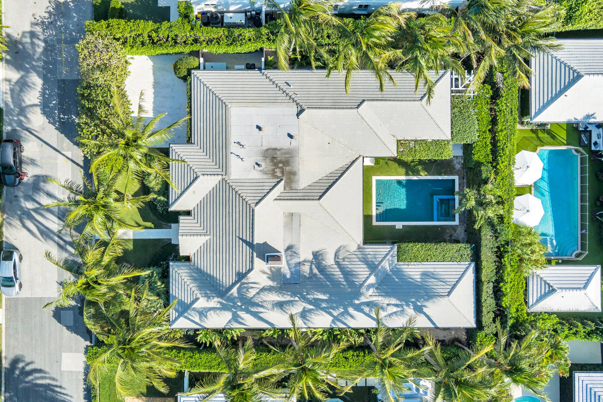 216 Sandpiper Drive, Palm Beach, FL 33480 low-48
