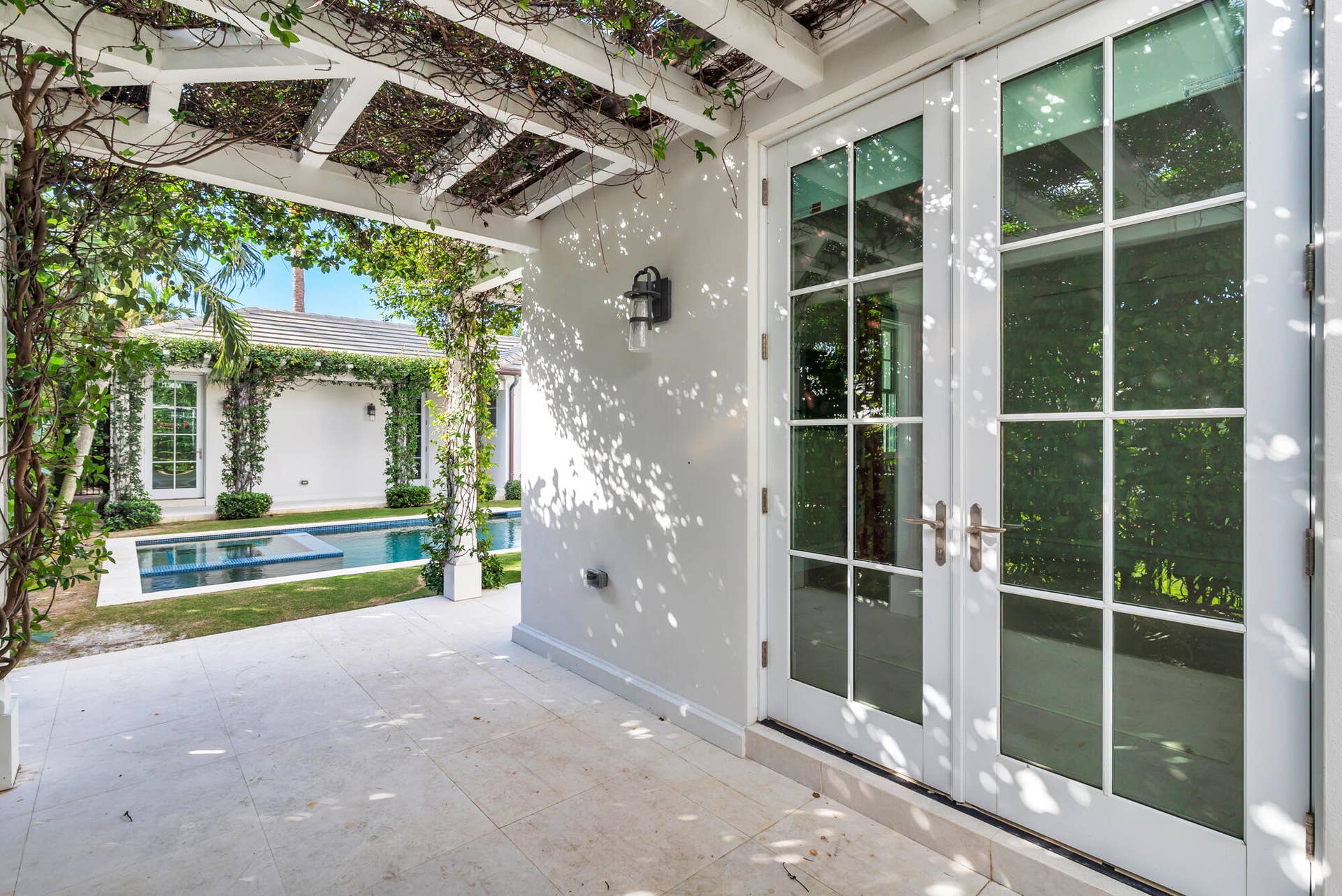 216 Sandpiper Drive, Palm Beach, FL 33480 low-40