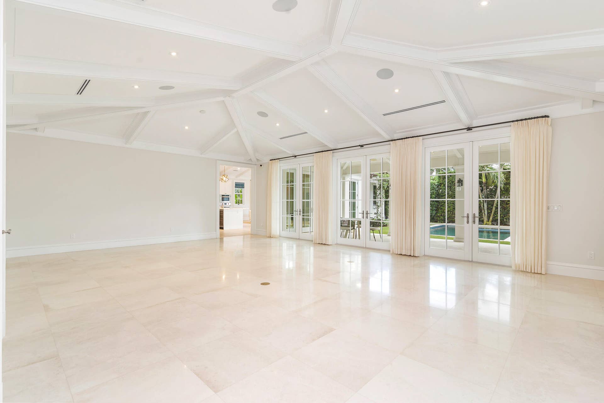 216 Sandpiper Drive, Palm Beach, FL 33480 low-5