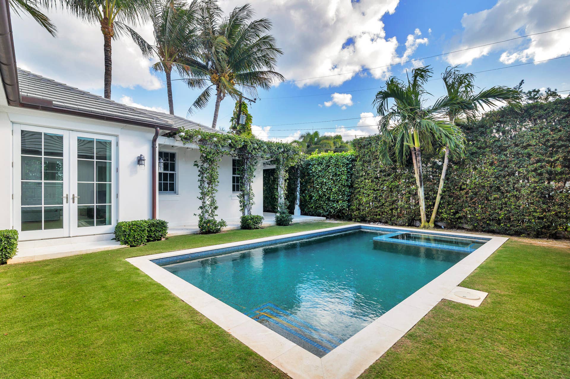 216 Sandpiper Drive, Palm Beach, FL 33480 low-34