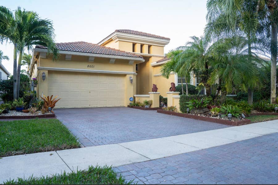 Property photo for 8601 Via Grande E, Wellington, FL