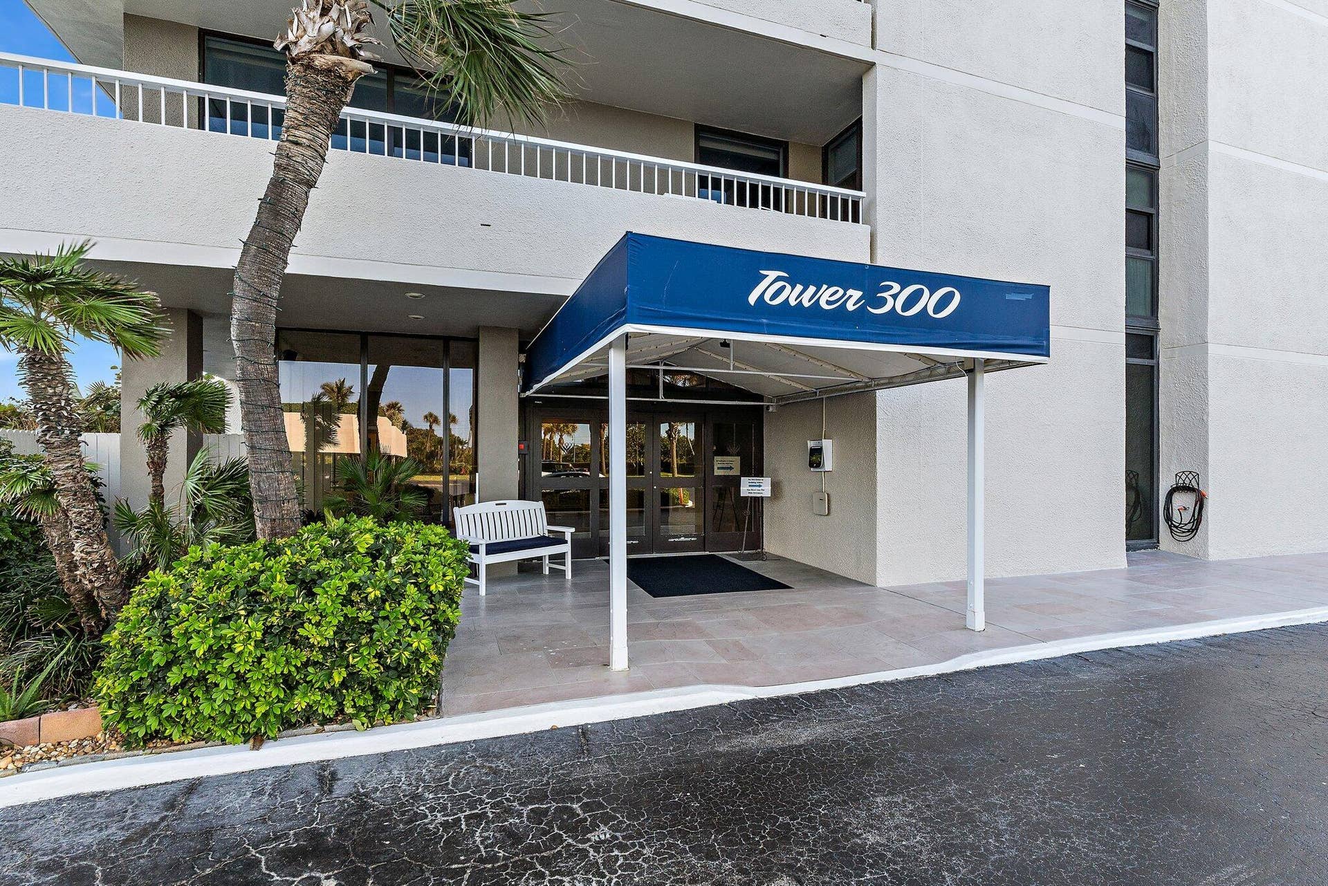 5510 N Ocean Drive, #19c, Singer Island, FL 33404 026-5510NOceanDr-300bldg19C-RivieraBeach