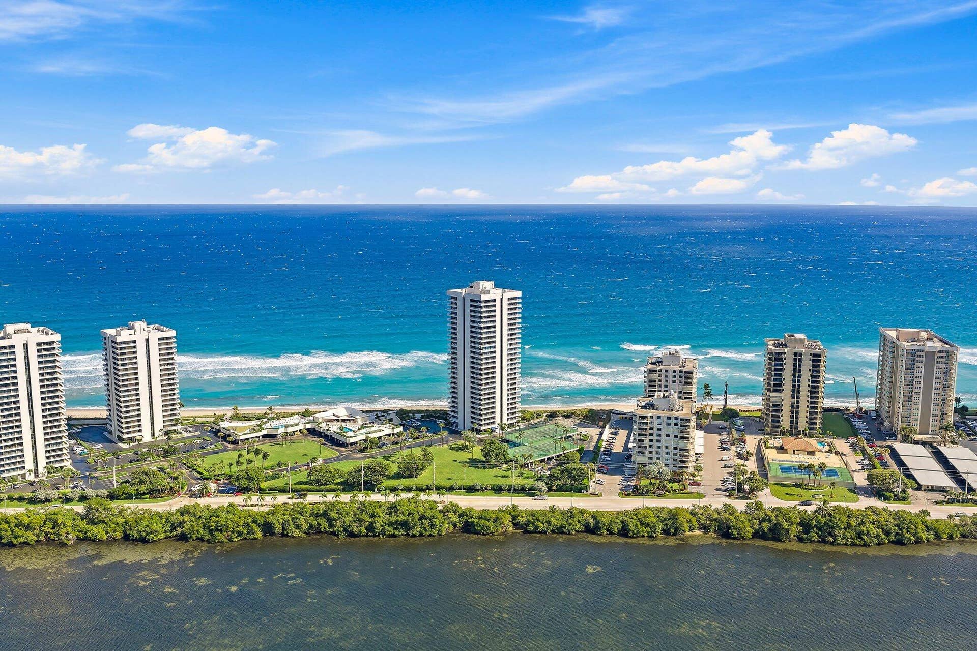 5510 N Ocean Drive, #19c, Singer Island, FL 33404 Tower 300