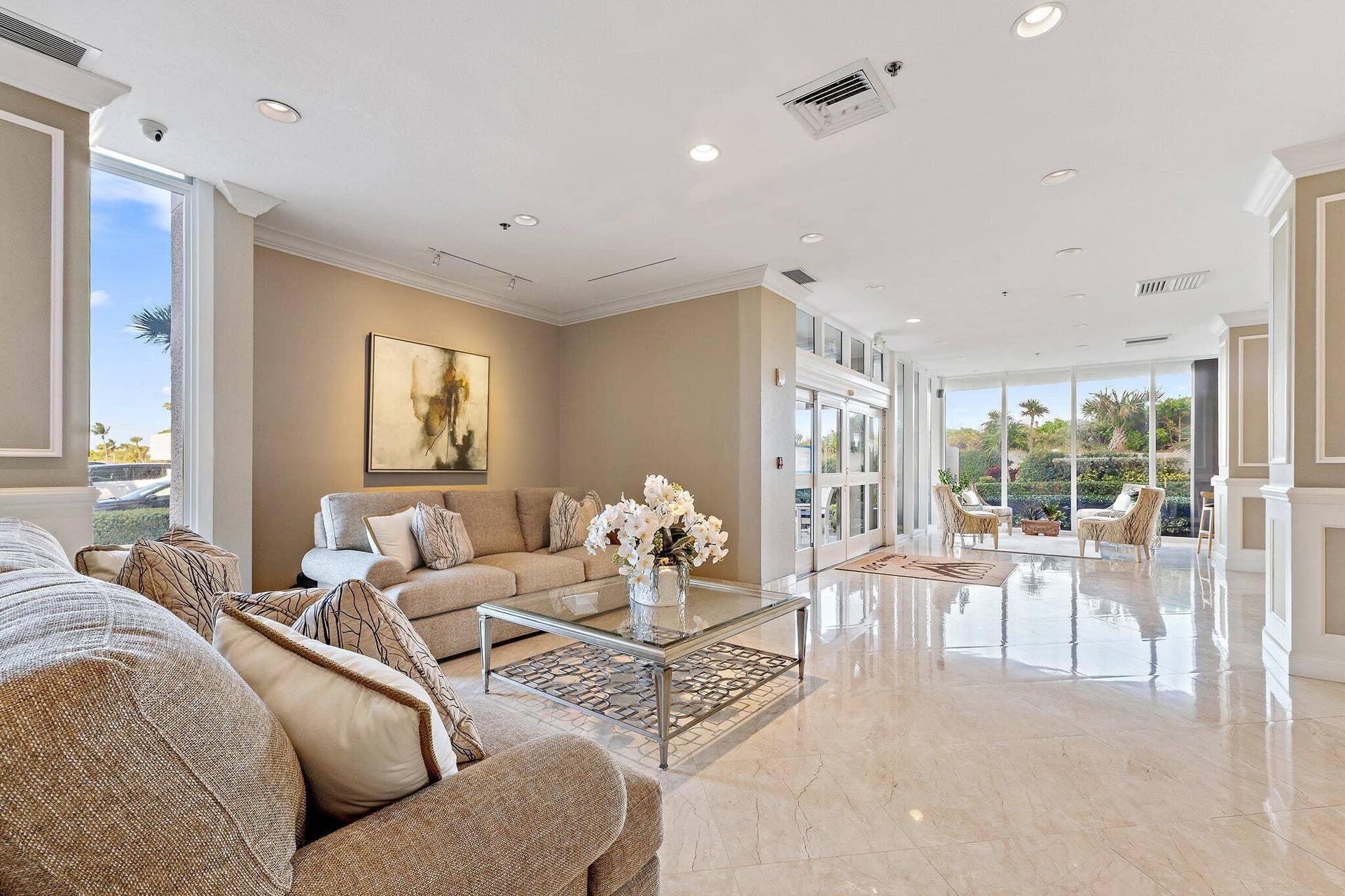 5510 N Ocean Drive, #19c, Singer Island, FL 33404 Lobby