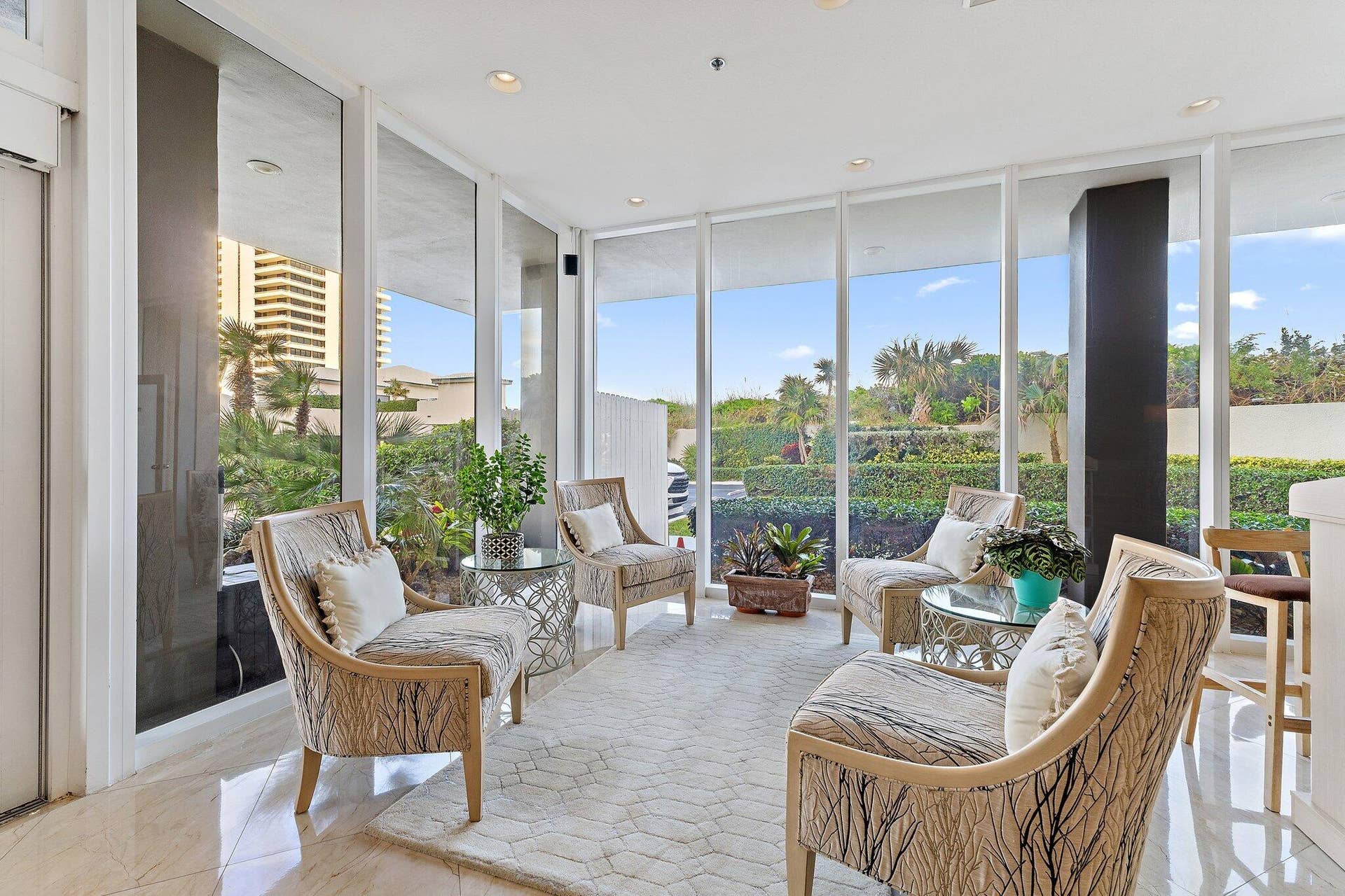 5510 N Ocean Drive, #19c, Singer Island, FL 33404 Lobby