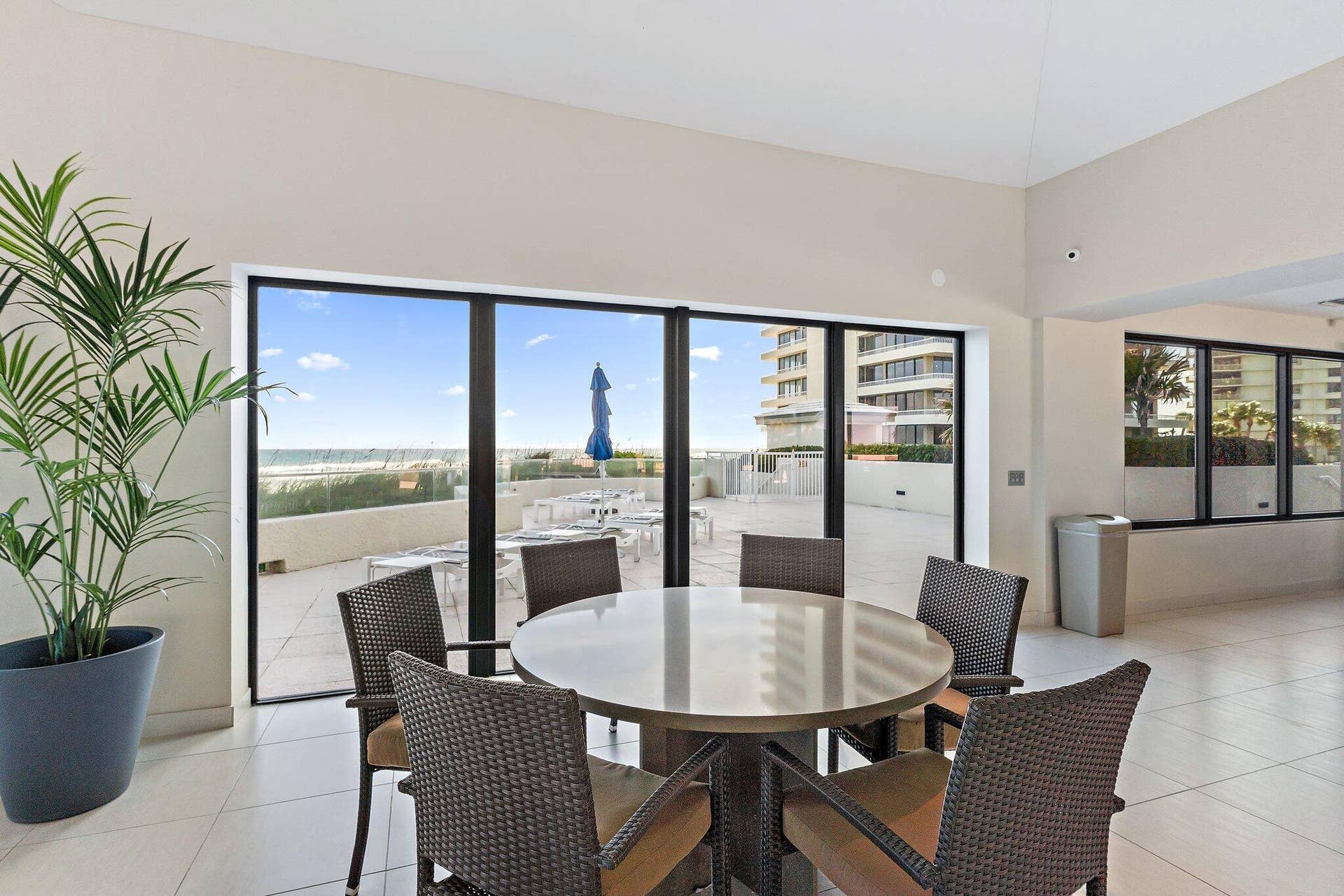 5510 N Ocean Drive, #19c, Singer Island, FL 33404 099-5510NOceanDr-300bldg19C-RivieraBeach