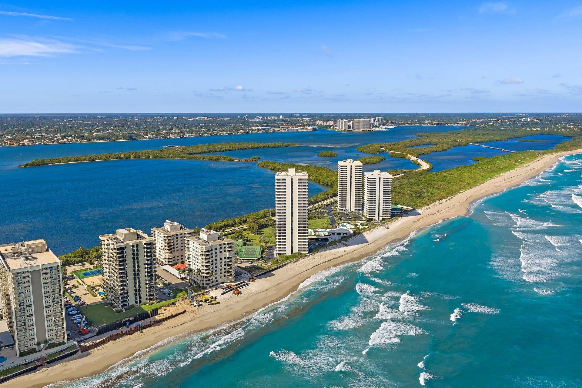 5510 N Ocean Drive, #19c, Singer Island, FL 33404 019-5510NOceanDr-300bldg19C-RivieraBeach