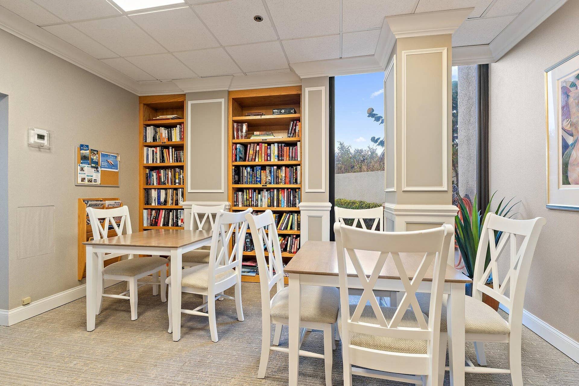 5510 N Ocean Drive, #19c, Singer Island, FL 33404 Library