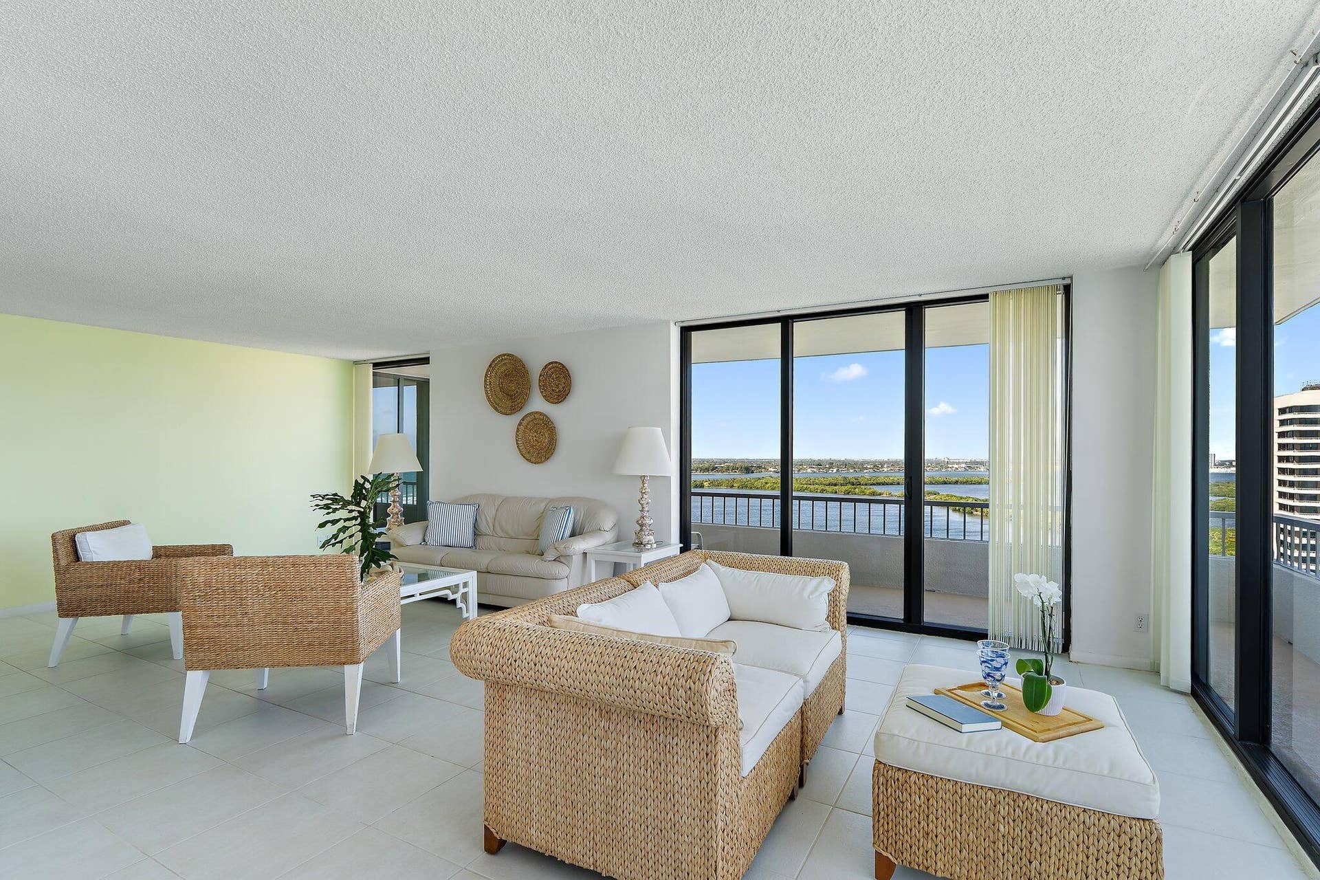 5510 N Ocean Drive, #19c, Singer Island, FL 33404 037-5510NOceanDr-300bldg19C-RivieraBeach
