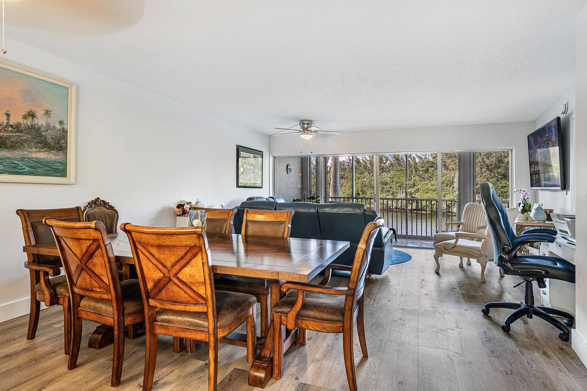 1537 E Hillsboro Boulevard, #243, Deerfield Beach, FL 33441 Dining