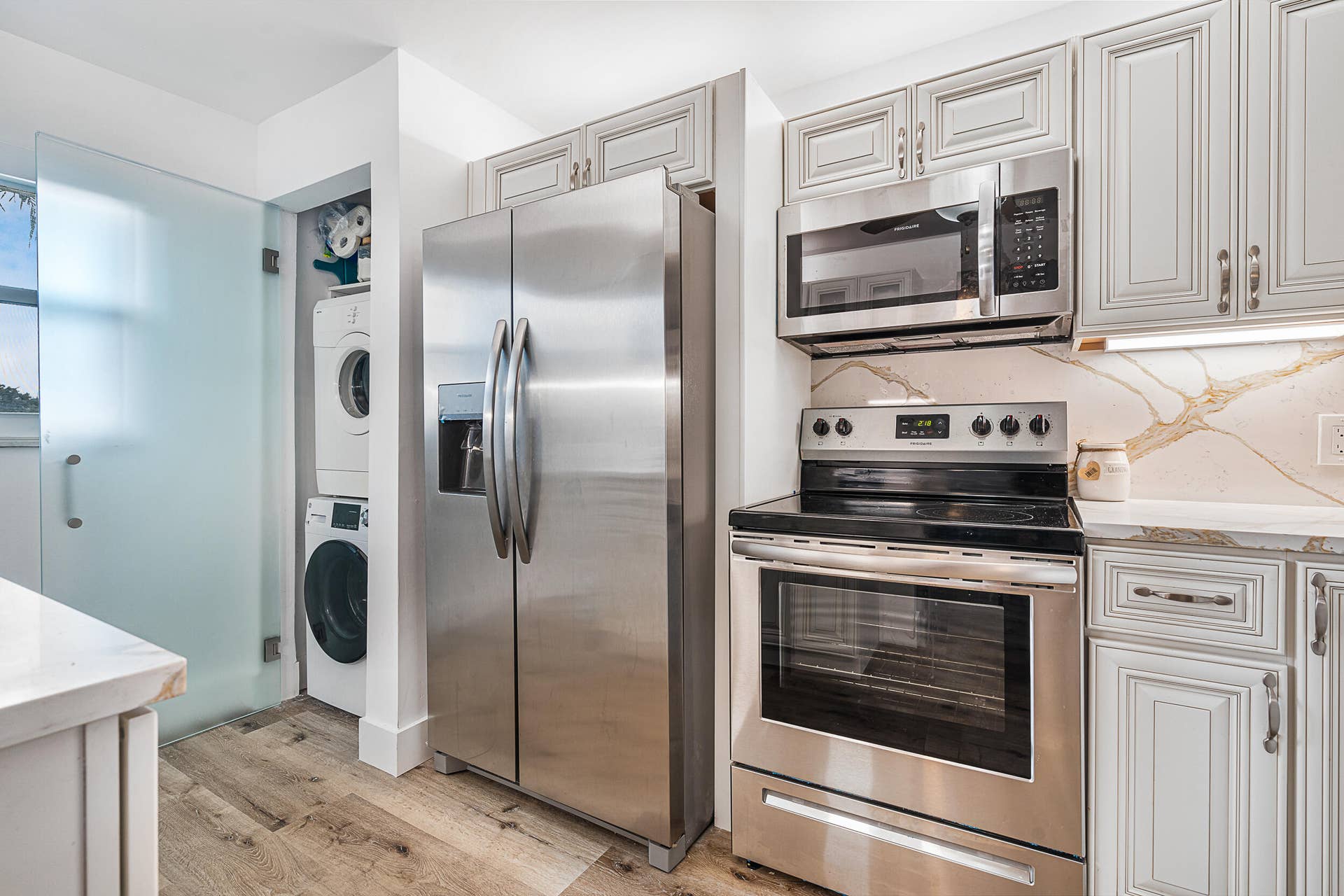 1537 E Hillsboro Boulevard, #243, Deerfield Beach, FL 33441 Kitchen