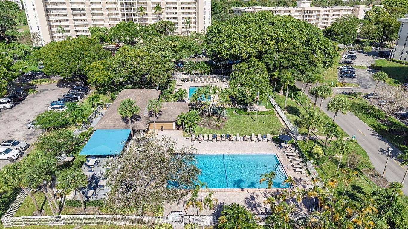 2681 S Course Drive, #207, Pompano Beach, FL 33069