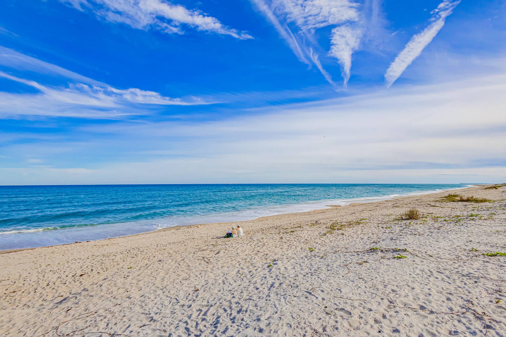 2275 S Ocean Boulevard, #305n and C11, Palm Beach, FL 33480 Expansive sandy beach